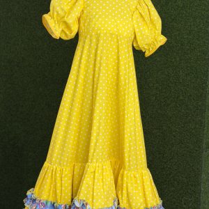 Traje Amarillo lunar blanco
